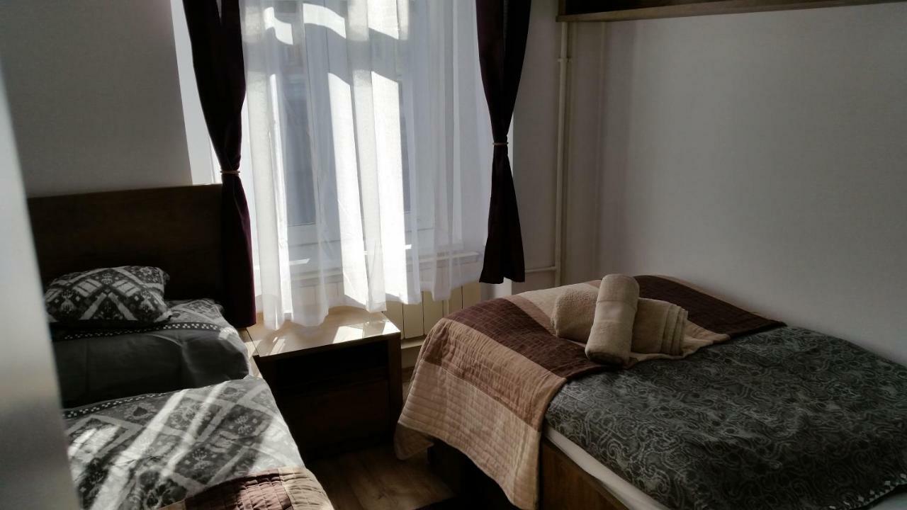 Sarolt Apartman Apartman Veszprém Kültér fotó